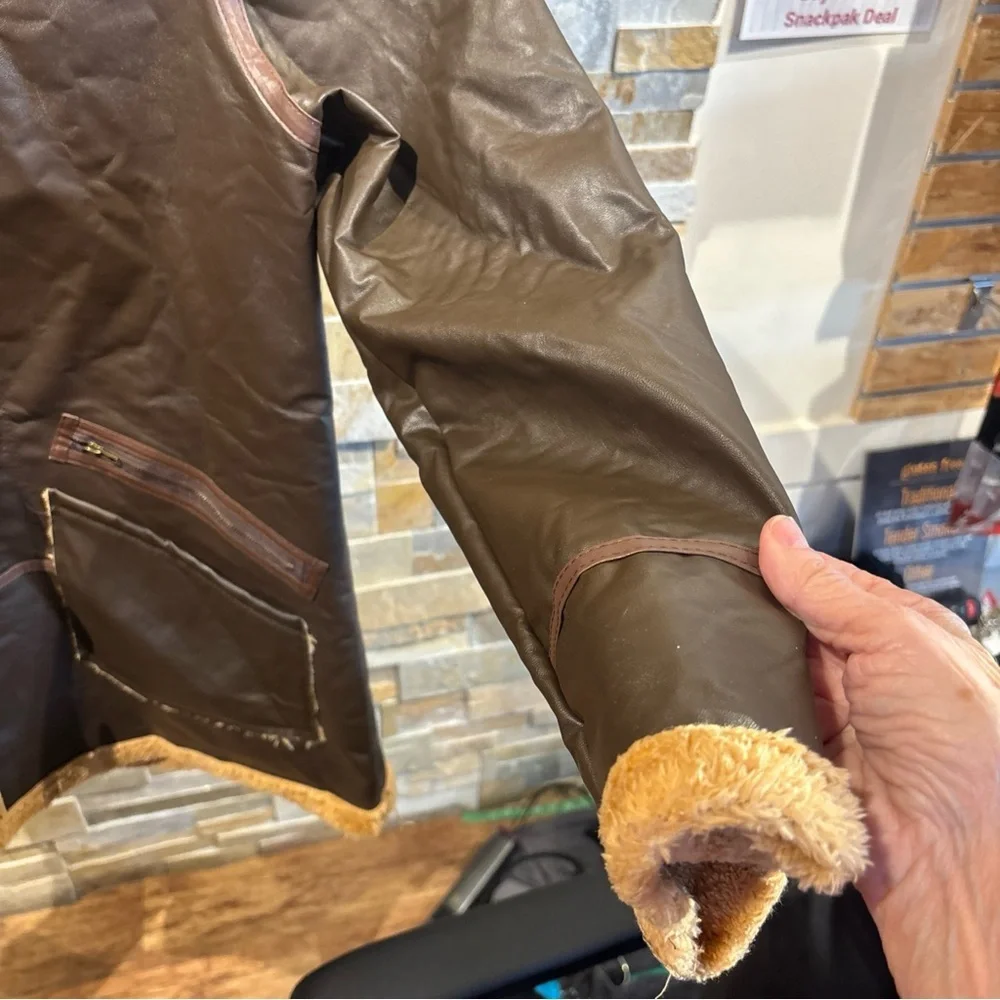 MEN HOODCOAT LEATHERLIKE FINISH PLUSH LINING TOGGLES BUCKLES 48 CHEST STREETWEAR - Picture 8 of 14